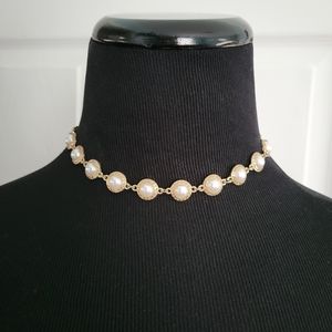 Forever 21 Pearl and Velvet Choker